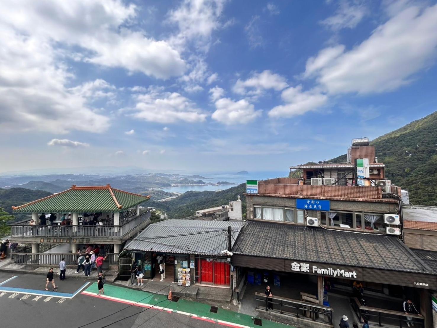 Old Street Seaview Homestay Цзюфэнь Экстерьер фото