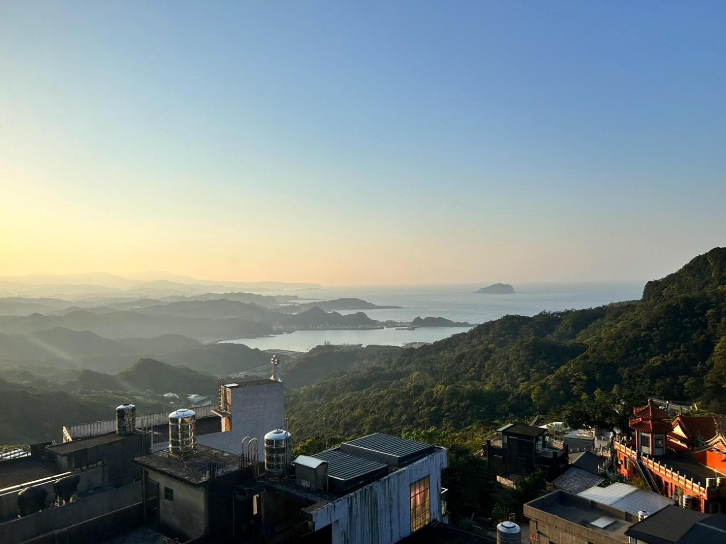 Old Street Seaview Homestay Цзюфэнь Экстерьер фото